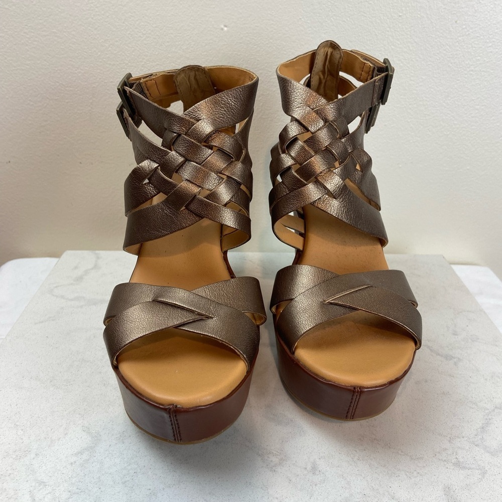 Kork-Ease Y2K Metallic Bronze Leather Wedge Sandals - Picture 3 of 10